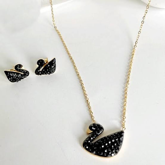 Black Swan Necklace And Earrings Bundle - GEN Z JEWELRY