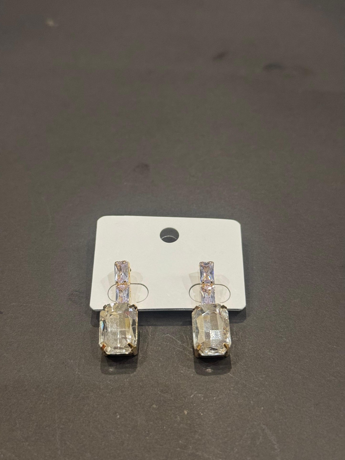 Champagne Glow Drop Earrings - GEN Z JEWELRY