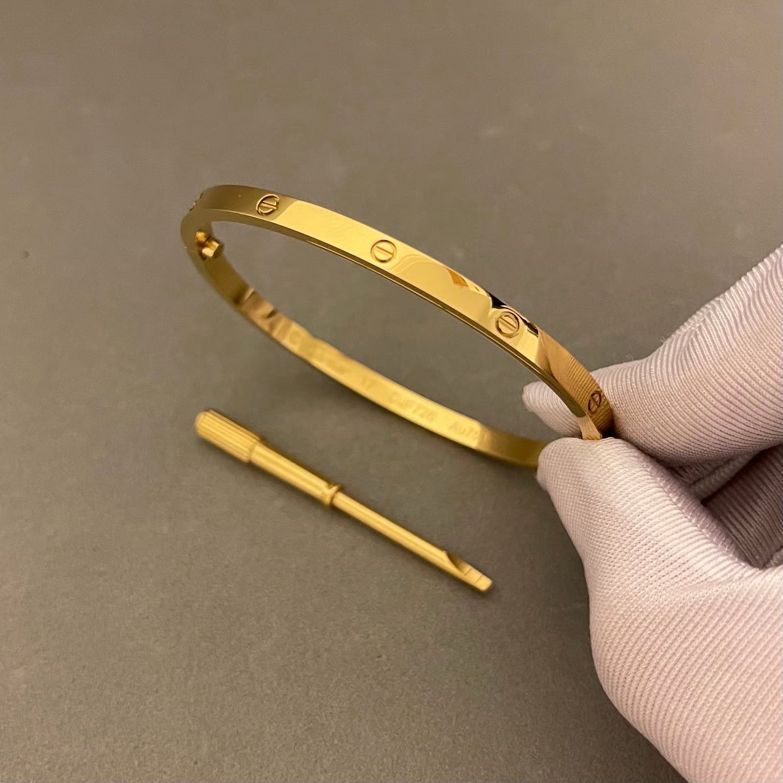 Cartier Love Bracelet - GEN Z JEWELRY