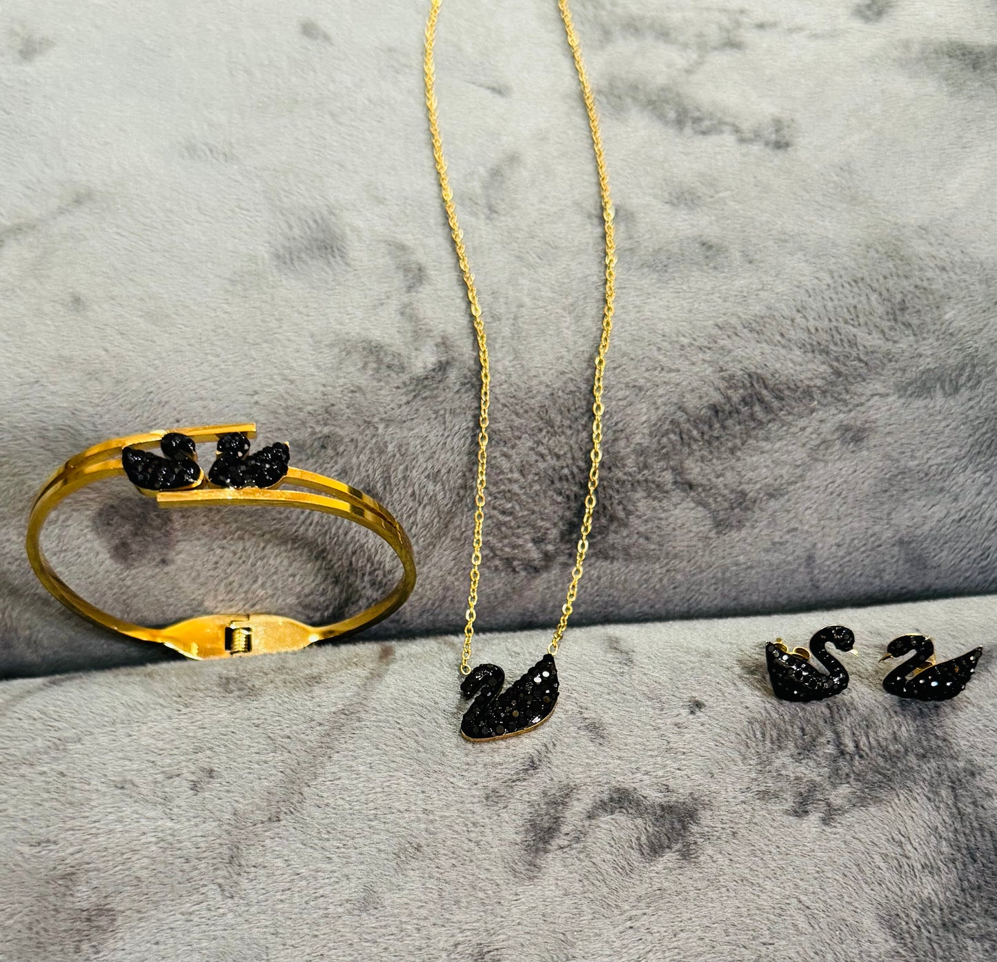 Black Swan Bundle - GEN Z JEWELRY