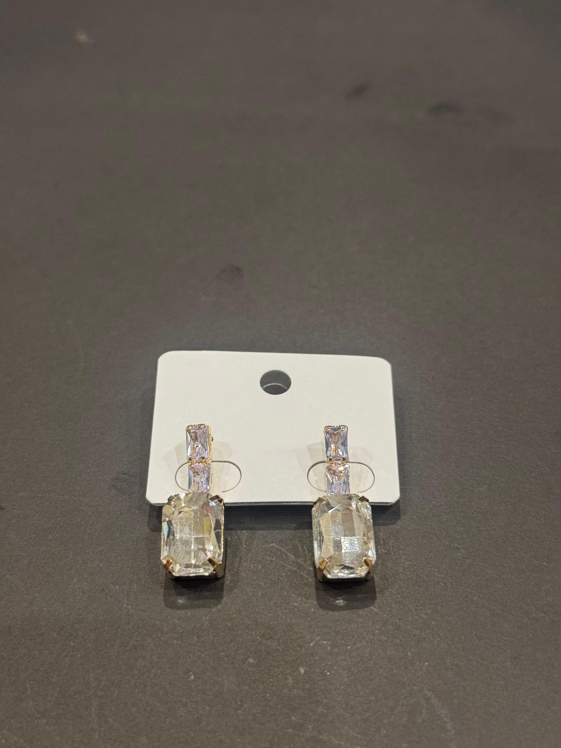 Champagne Glow Drop Earrings - GEN Z JEWELRY