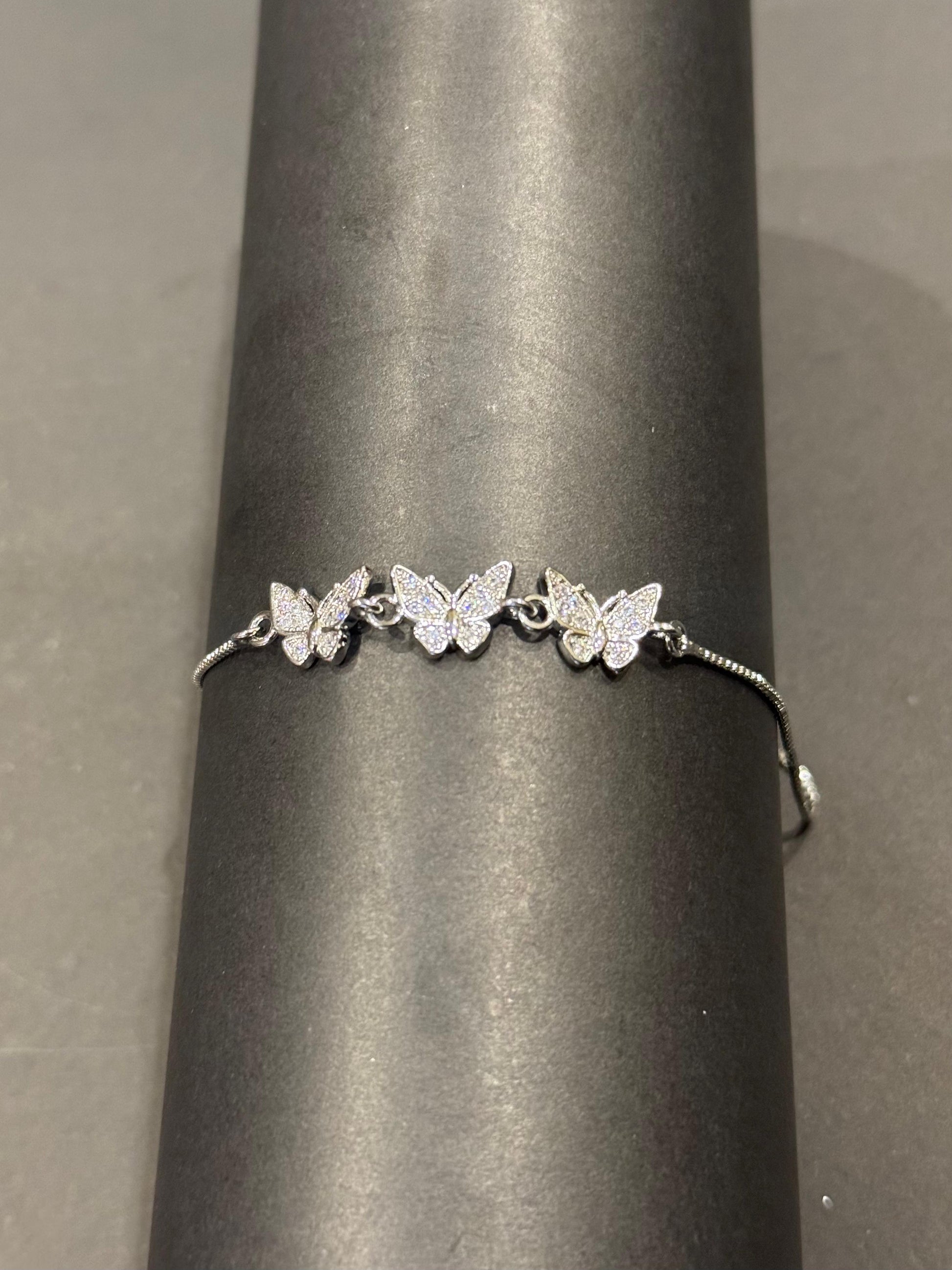 Dazzling Butterfly Chain Bracelet - GEN Z JEWELRY