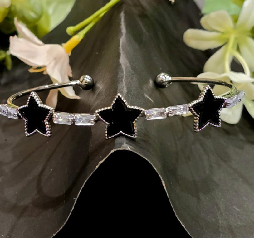 Midnight Star Cuff - GEN Z JEWELRY