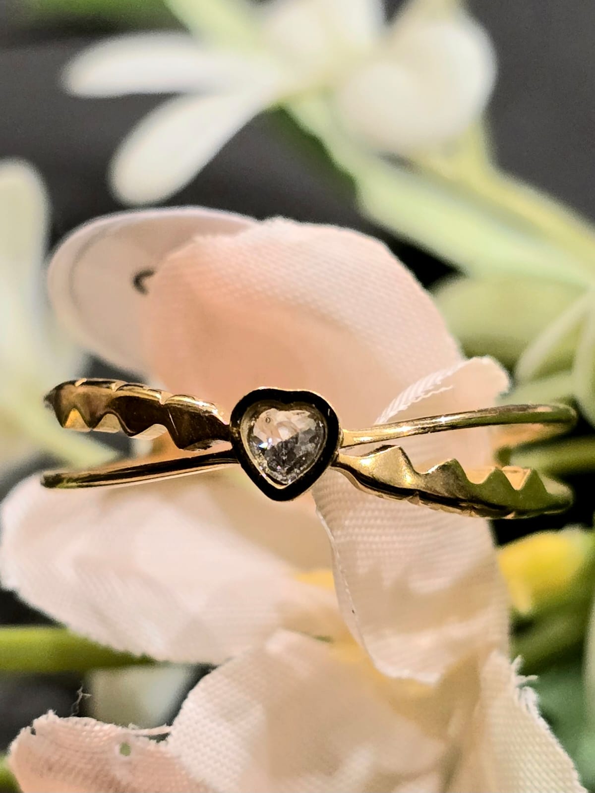 Golden Heartbeat Ring - GEN Z JEWELRY