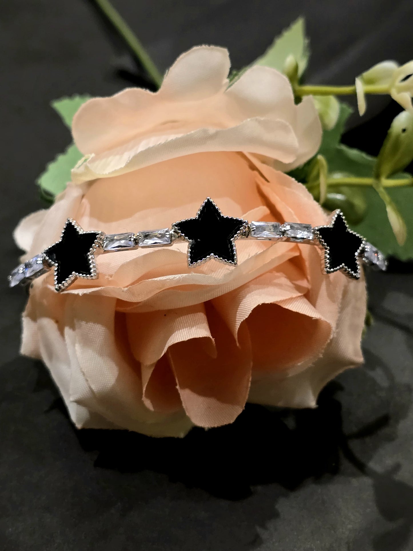 Midnight Star Cuff - GEN Z JEWELRY