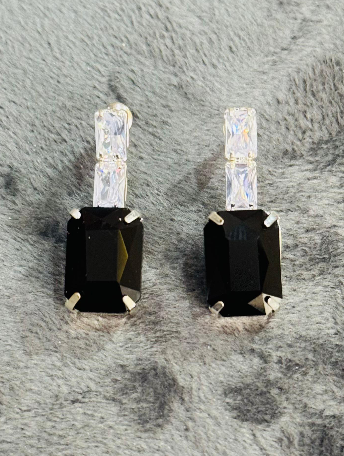 Midnight Glam Drop Earrings - GEN Z JEWELRY